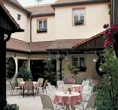 Hotel Altdeutsche Weinstuben Freyburg Exteriör bild